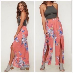 ❤️HOST PICK❤️Coral Floral Thigh Split Pants